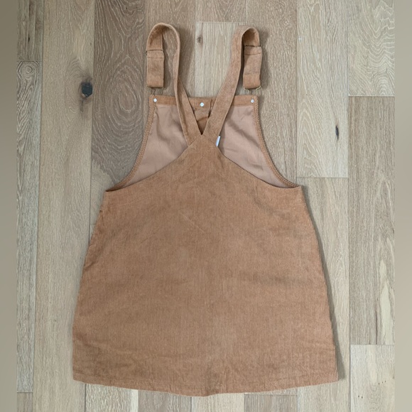 Olive & Leaf Overall Skirt size L - Picture 2 of 3